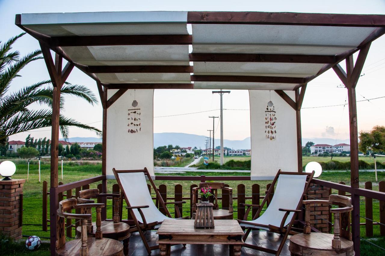 Costas Hotel กาลามากี ภายนอก รูปภาพ